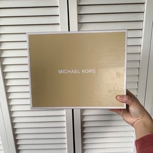 ONLY WORN ONCE MK GOLD HEELS